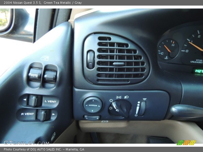 Green Tea Metallic / Gray 2004 Nissan Quest 3.5 S