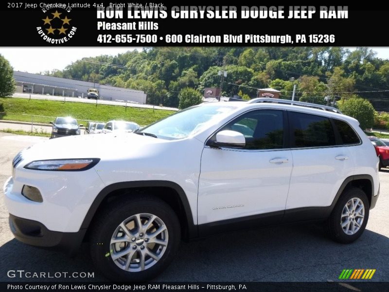 Bright White / Black 2017 Jeep Cherokee Latitude 4x4