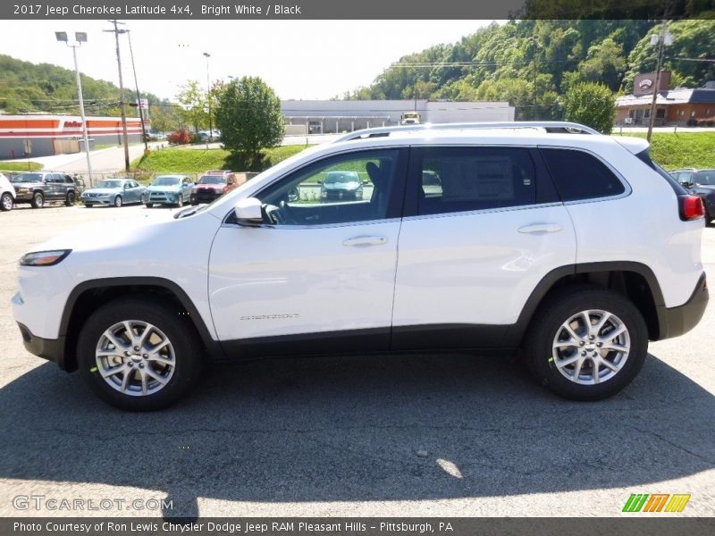 Bright White / Black 2017 Jeep Cherokee Latitude 4x4