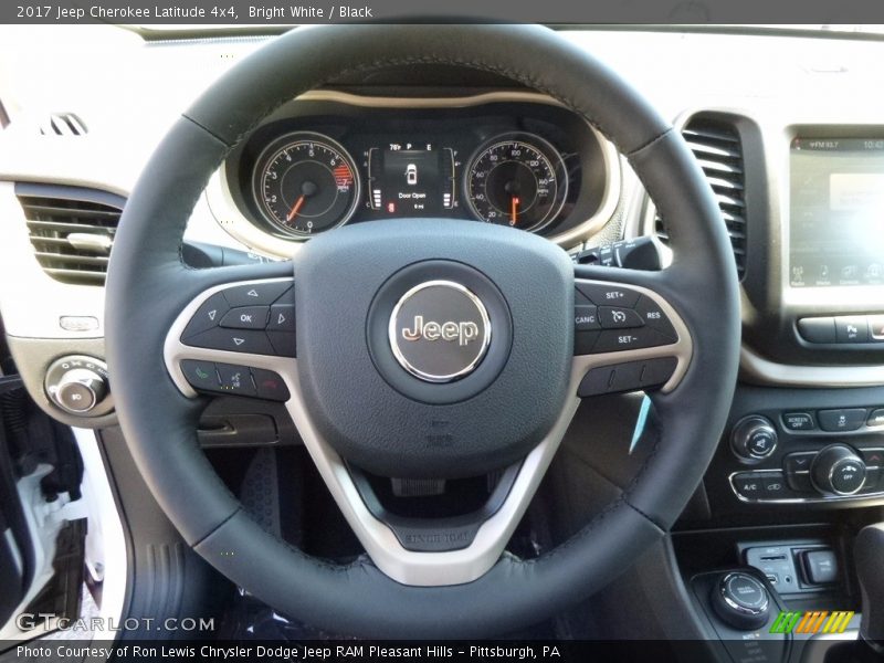 Bright White / Black 2017 Jeep Cherokee Latitude 4x4