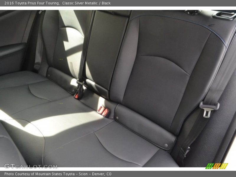 Classic Silver Metallic / Black 2016 Toyota Prius Four Touring