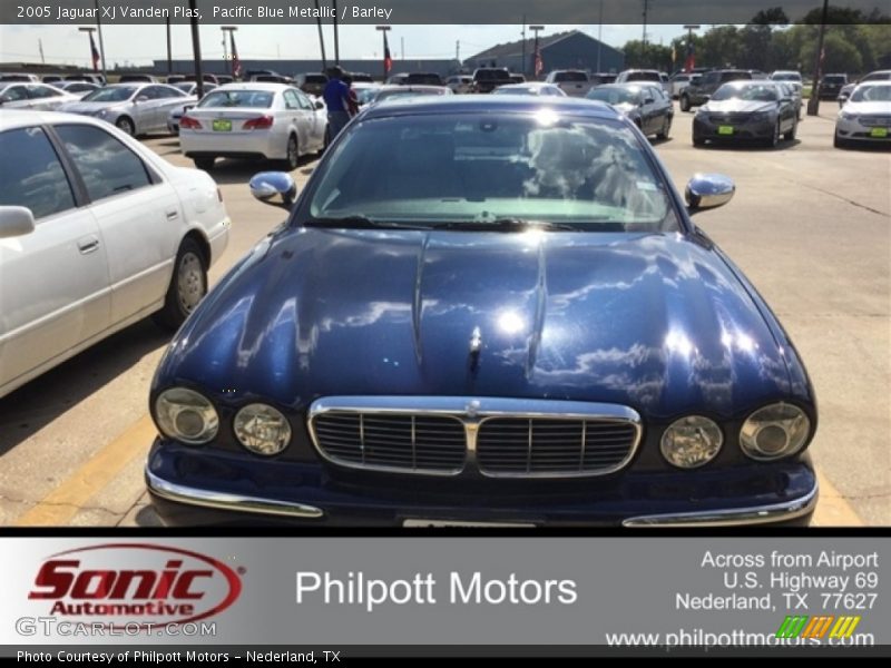 Pacific Blue Metallic / Barley 2005 Jaguar XJ Vanden Plas