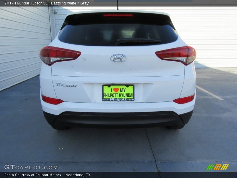 Dazzling White / Gray 2017 Hyundai Tucson SE