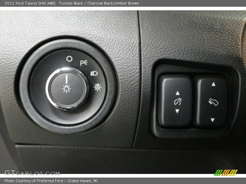 Tuxedo Black / Charcoal Black/Umber Brown 2011 Ford Taurus SHO AWD