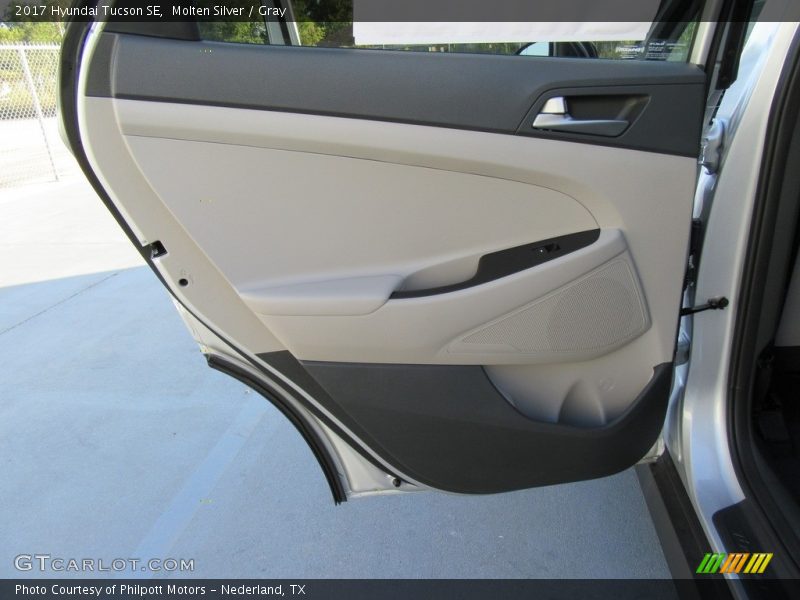 Molten Silver / Gray 2017 Hyundai Tucson SE
