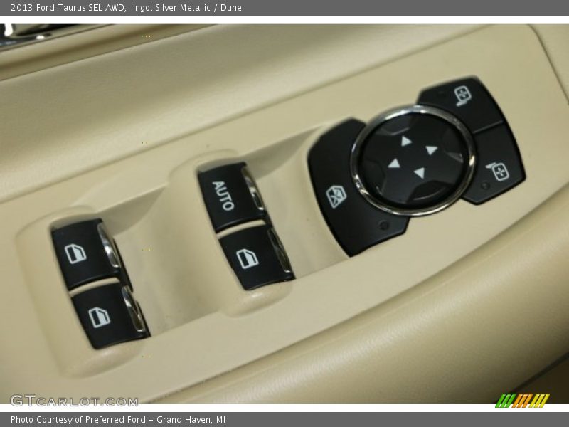 Ingot Silver Metallic / Dune 2013 Ford Taurus SEL AWD