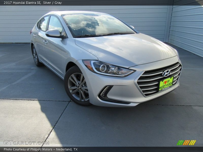 Silver / Gray 2017 Hyundai Elantra SE
