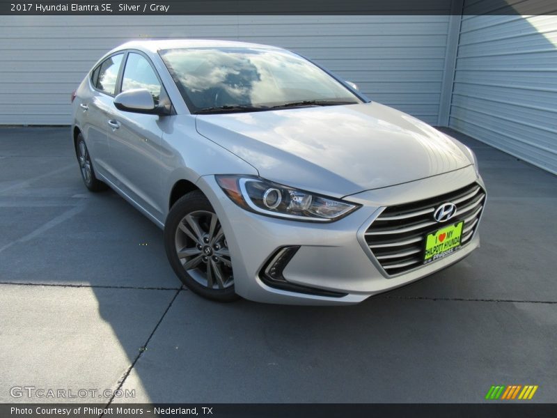 Silver / Gray 2017 Hyundai Elantra SE