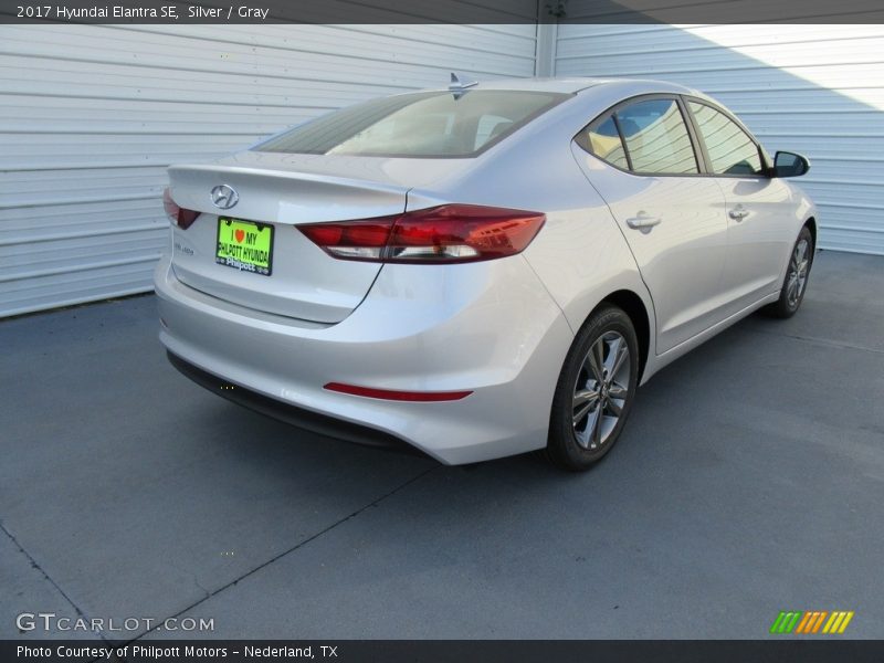 Silver / Gray 2017 Hyundai Elantra SE