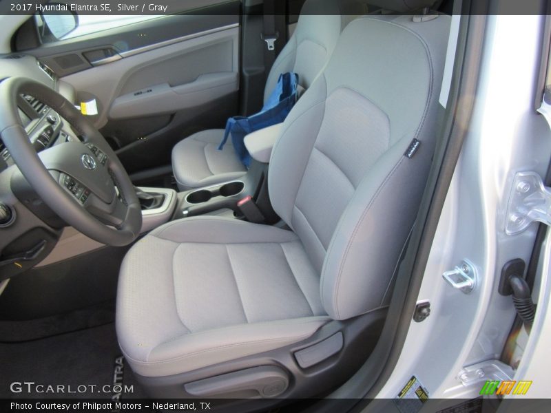 Silver / Gray 2017 Hyundai Elantra SE