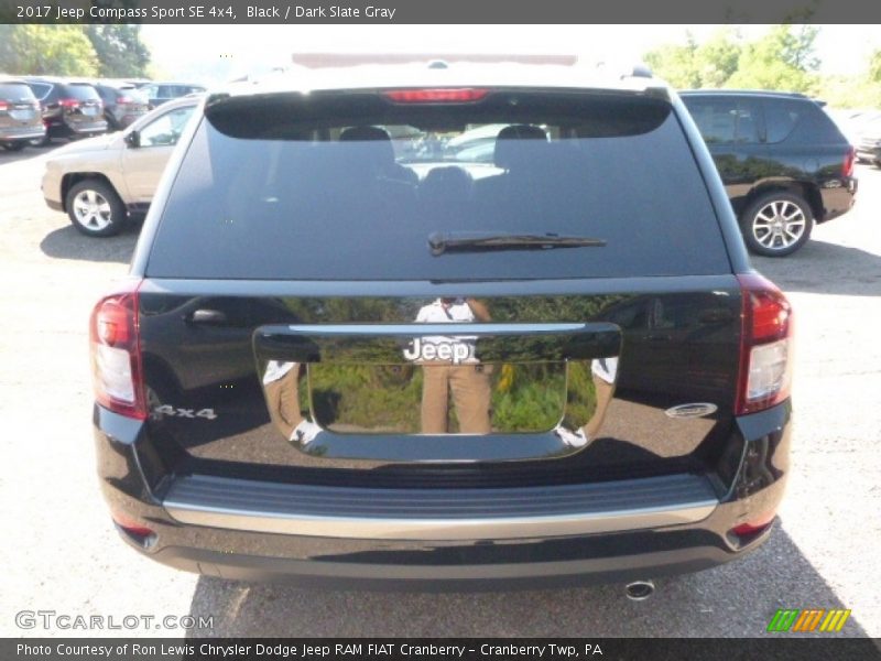 Black / Dark Slate Gray 2017 Jeep Compass Sport SE 4x4