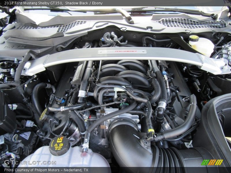 2017 Mustang Shelby GT350 Engine - 5.2 Liter DOHC 32-Valve Ti-VCT Flat Plane Crank V8