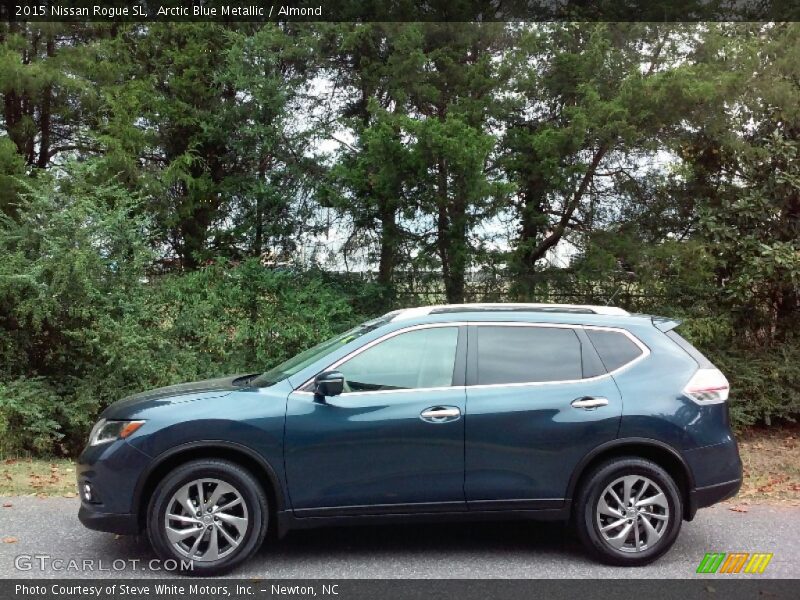 Arctic Blue Metallic / Almond 2015 Nissan Rogue SL