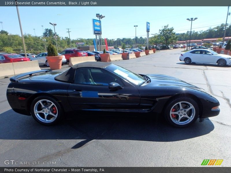 Black / Light Oak 1999 Chevrolet Corvette Convertible