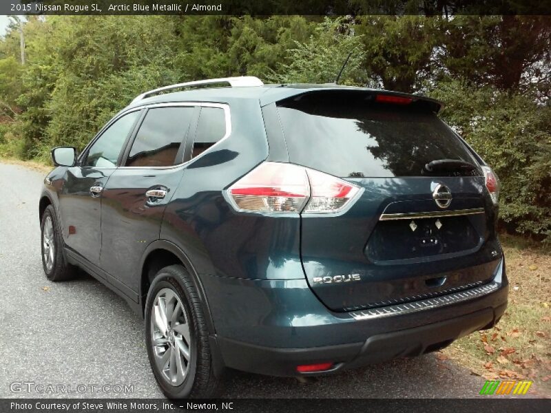 Arctic Blue Metallic / Almond 2015 Nissan Rogue SL