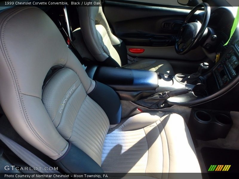 Black / Light Oak 1999 Chevrolet Corvette Convertible