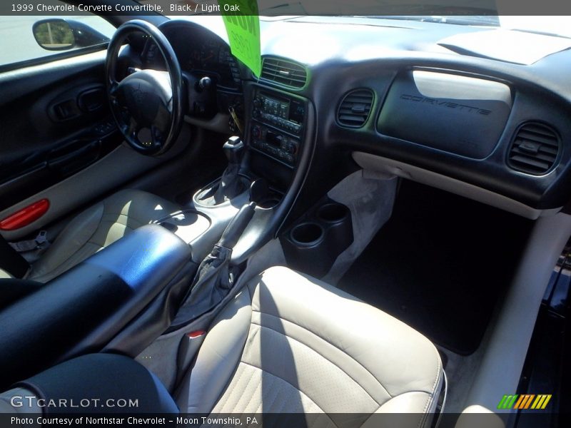 Black / Light Oak 1999 Chevrolet Corvette Convertible