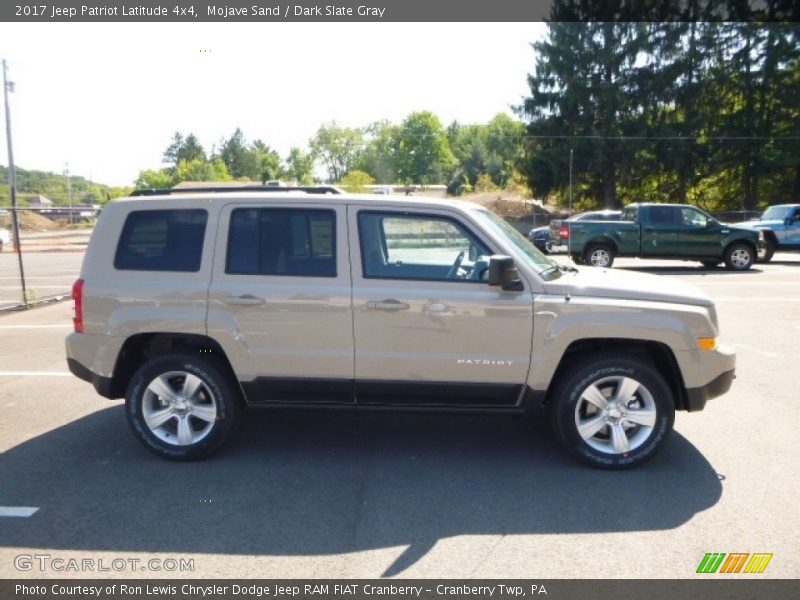 Mojave Sand / Dark Slate Gray 2017 Jeep Patriot Latitude 4x4
