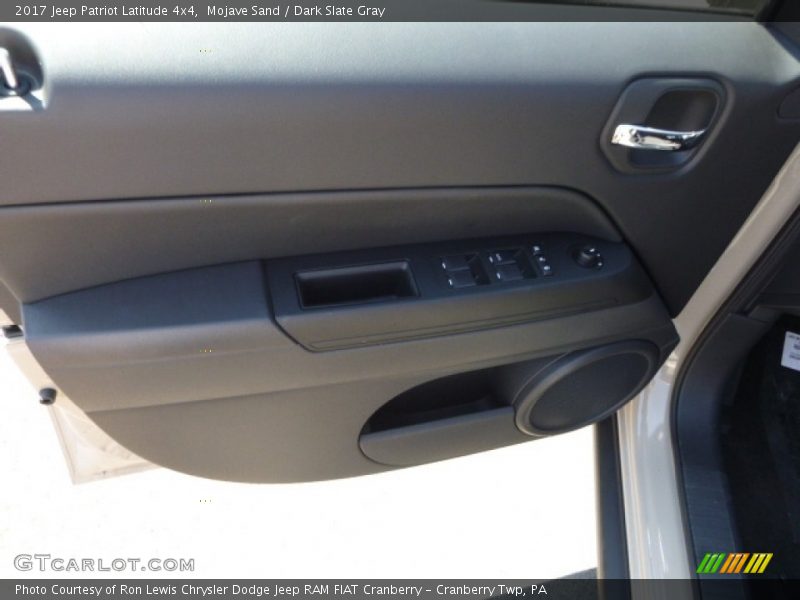 Mojave Sand / Dark Slate Gray 2017 Jeep Patriot Latitude 4x4