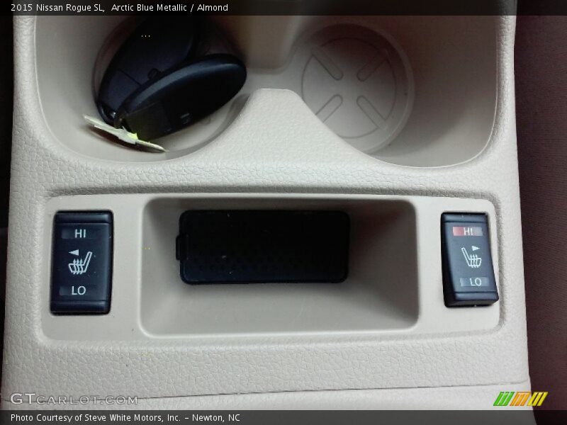 Arctic Blue Metallic / Almond 2015 Nissan Rogue SL