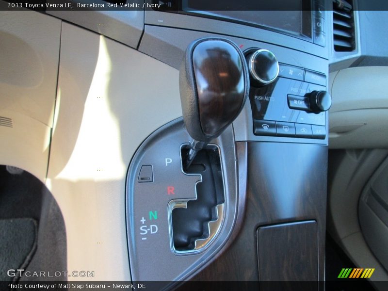 Barcelona Red Metallic / Ivory 2013 Toyota Venza LE