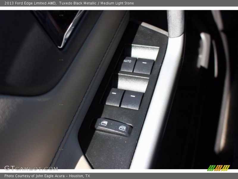 Tuxedo Black Metallic / Medium Light Stone 2013 Ford Edge Limited AWD