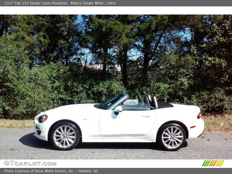  2017 124 Spider Lusso Roadster Bianco Gelato White