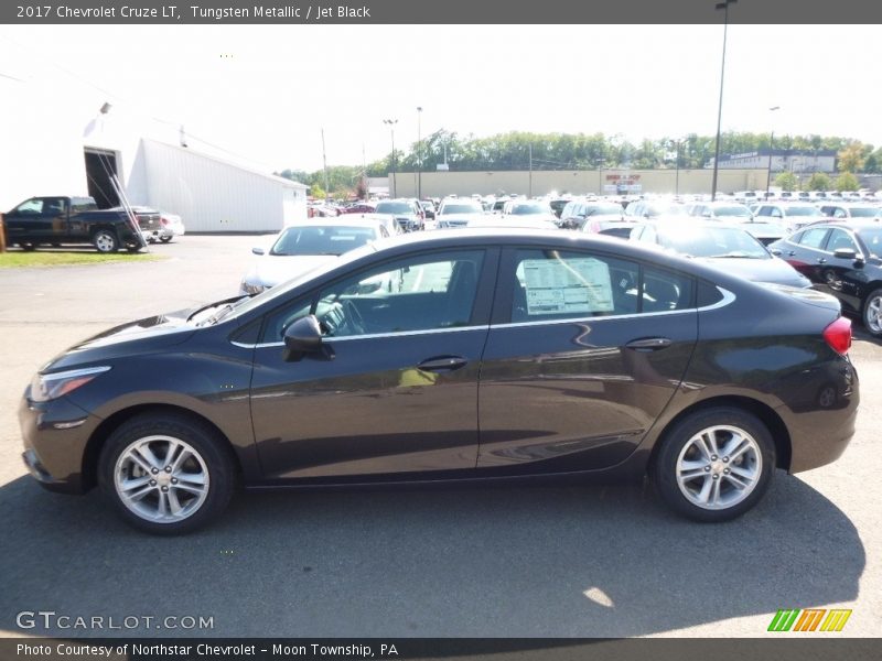 Tungsten Metallic / Jet Black 2017 Chevrolet Cruze LT
