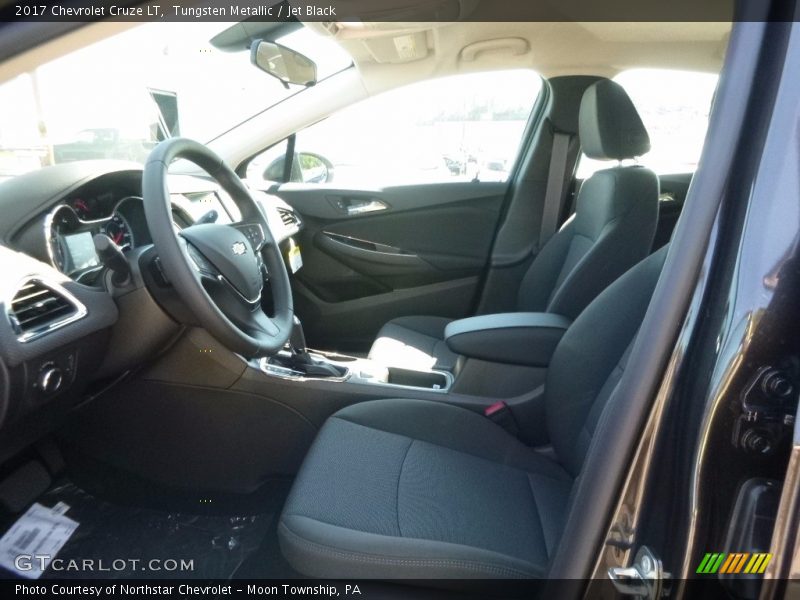 Tungsten Metallic / Jet Black 2017 Chevrolet Cruze LT