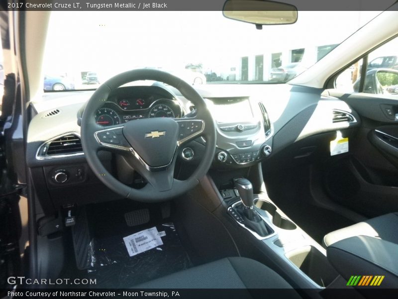 Tungsten Metallic / Jet Black 2017 Chevrolet Cruze LT