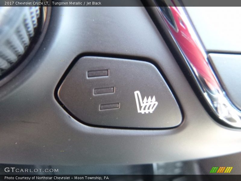 Tungsten Metallic / Jet Black 2017 Chevrolet Cruze LT