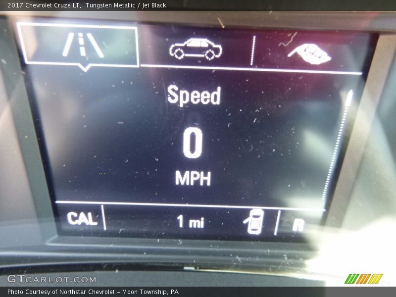Tungsten Metallic / Jet Black 2017 Chevrolet Cruze LT