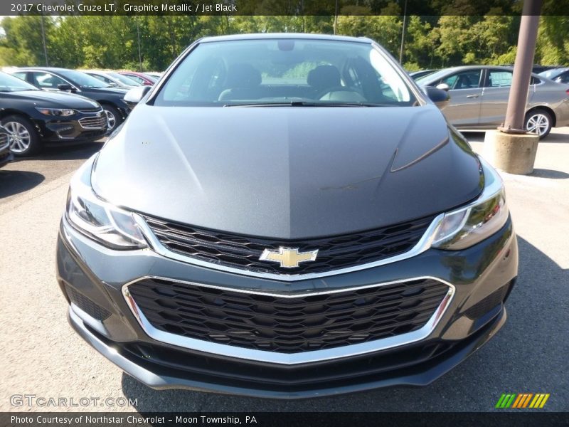 Graphite Metallic / Jet Black 2017 Chevrolet Cruze LT
