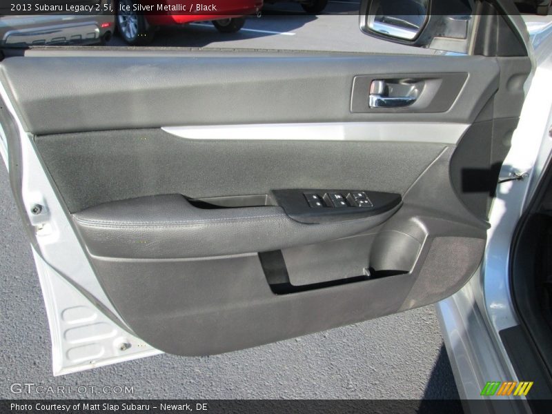 Ice Silver Metallic / Black 2013 Subaru Legacy 2.5i