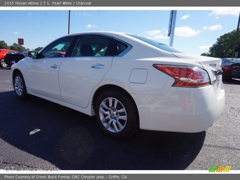 Pearl White / Charcoal 2015 Nissan Altima 2.5 S