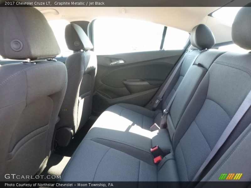 Graphite Metallic / Jet Black 2017 Chevrolet Cruze LT
