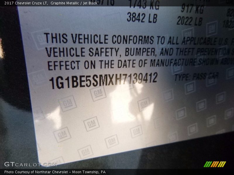 Graphite Metallic / Jet Black 2017 Chevrolet Cruze LT