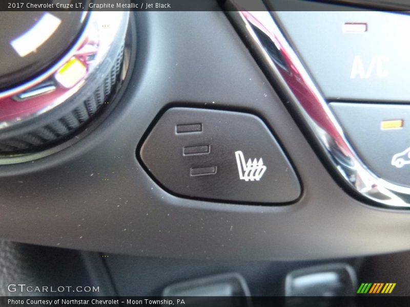 Graphite Metallic / Jet Black 2017 Chevrolet Cruze LT