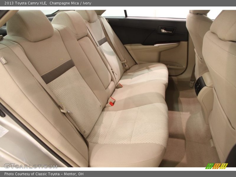 Champagne Mica / Ivory 2013 Toyota Camry XLE