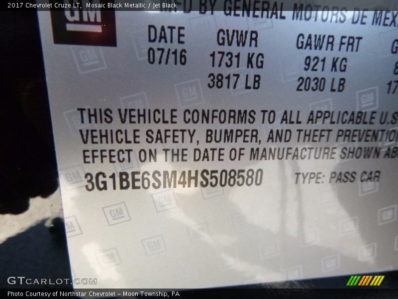 Mosaic Black Metallic / Jet Black 2017 Chevrolet Cruze LT