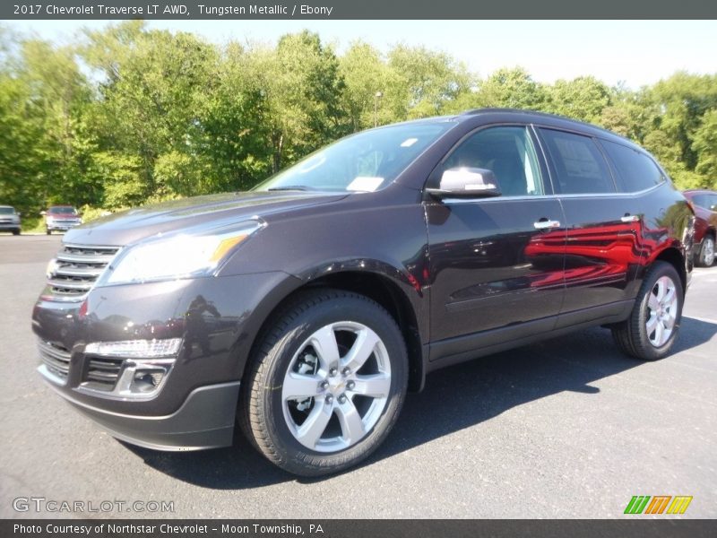 Tungsten Metallic / Ebony 2017 Chevrolet Traverse LT AWD