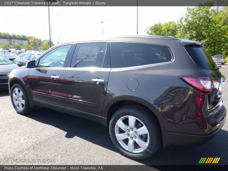 Tungsten Metallic / Ebony 2017 Chevrolet Traverse LT AWD