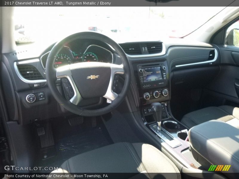Tungsten Metallic / Ebony 2017 Chevrolet Traverse LT AWD