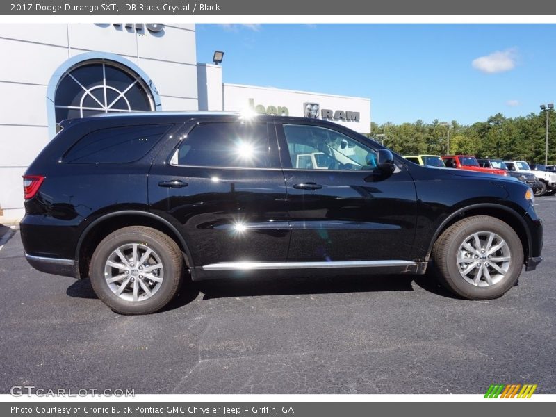 DB Black Crystal / Black 2017 Dodge Durango SXT