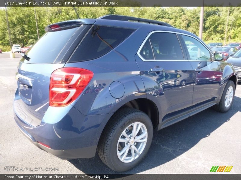 Patriot Blue Metallic / Jet Black 2017 Chevrolet Equinox LT AWD