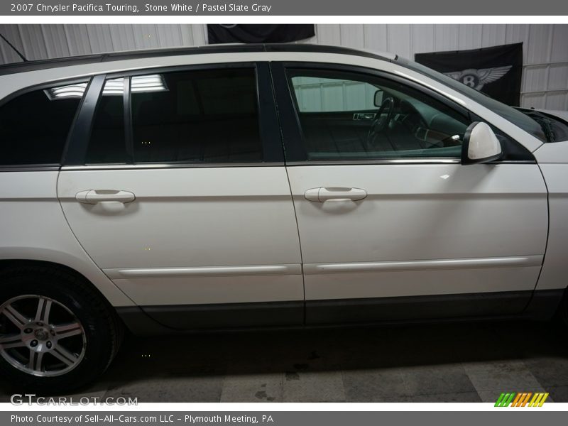 Stone White / Pastel Slate Gray 2007 Chrysler Pacifica Touring