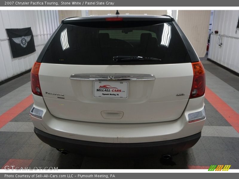Stone White / Pastel Slate Gray 2007 Chrysler Pacifica Touring