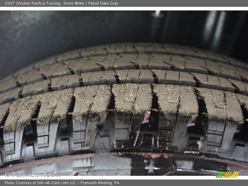 Stone White / Pastel Slate Gray 2007 Chrysler Pacifica Touring