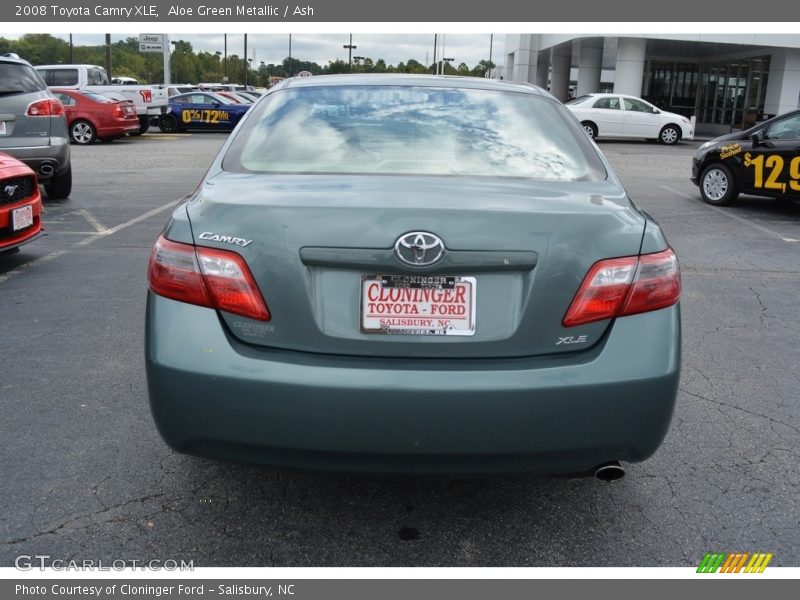 Aloe Green Metallic / Ash 2008 Toyota Camry XLE