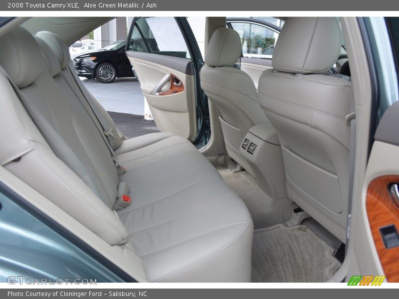 Aloe Green Metallic / Ash 2008 Toyota Camry XLE